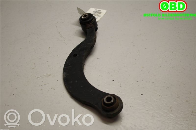 Toyota Avensis T270 Querlenker hinten