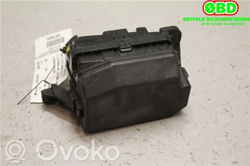 Mitsubishi Outlander Juego de caja de fusibles 