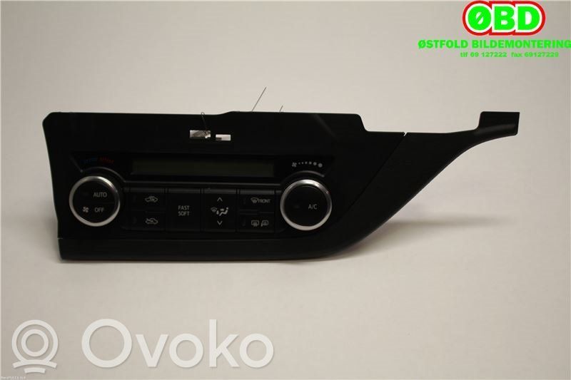 Toyota Auris E180 Console centrale, commande chauffage/clim
