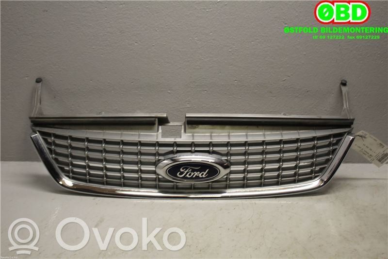 Ford Mondeo MK IV Etusäleikkö 