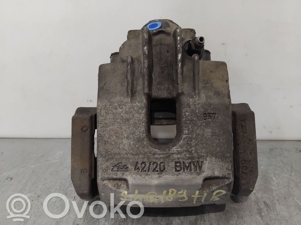 BMW 5 E60 E61 Galinis suportas 