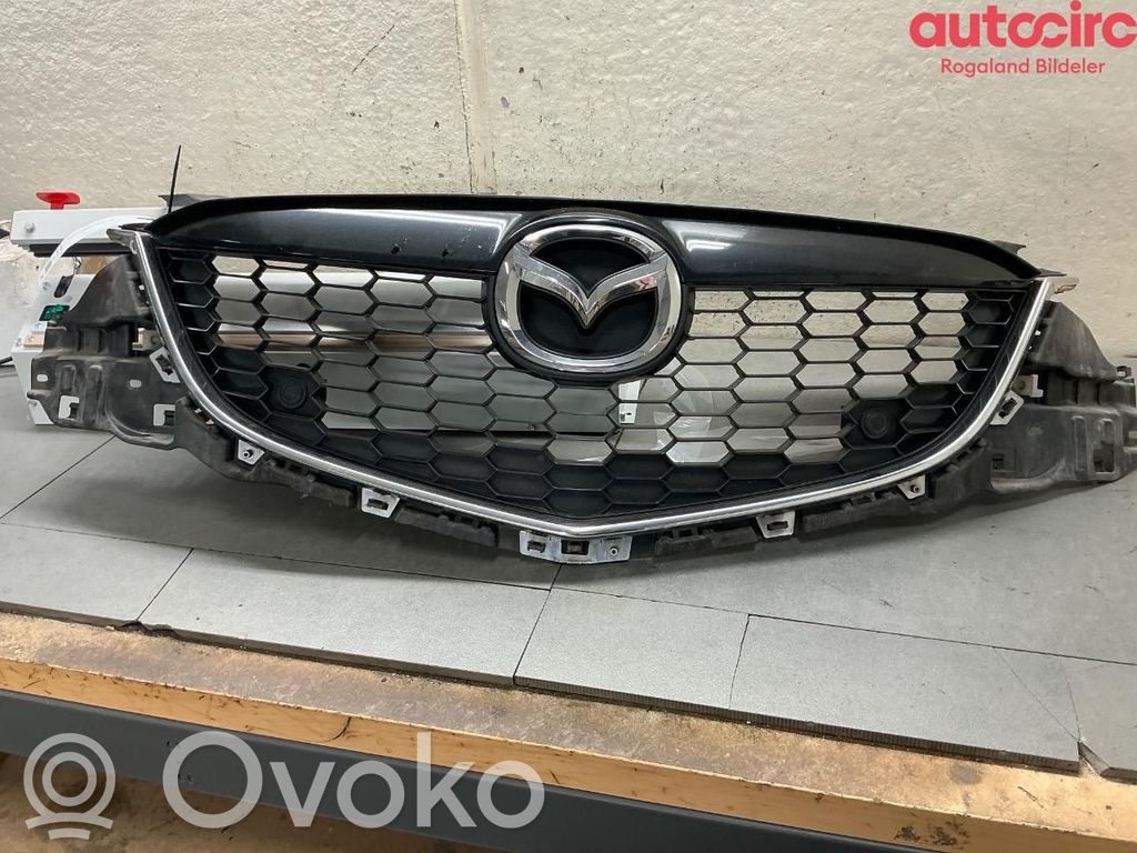 Mazda CX-5 Etusäleikkö 