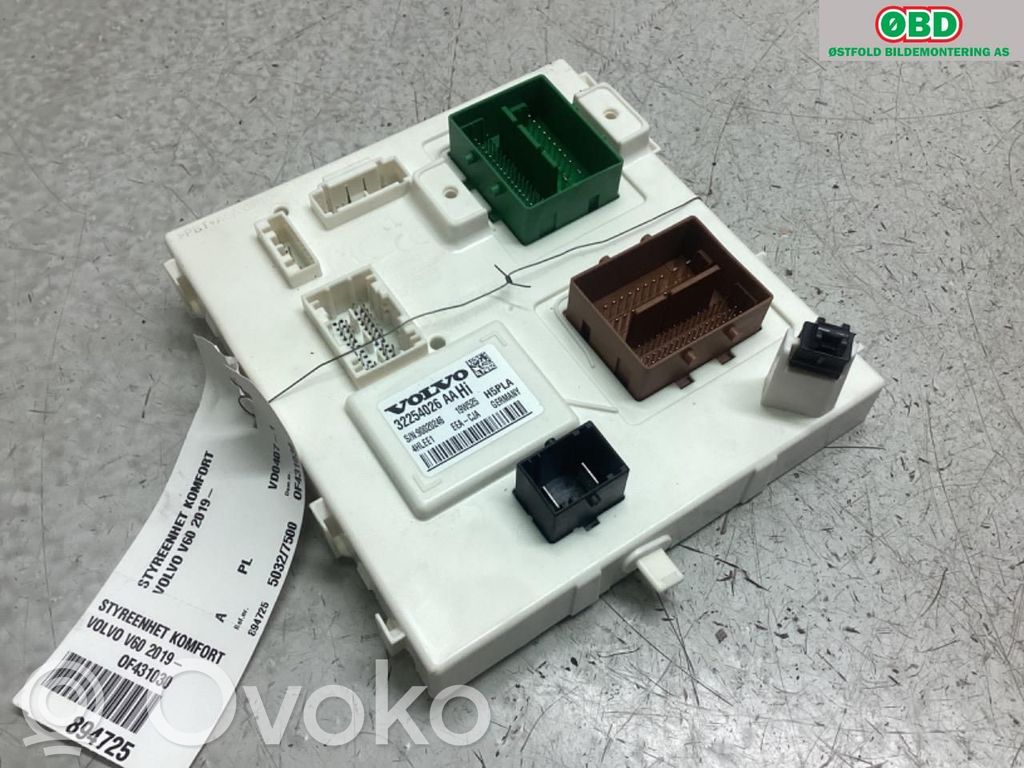 Volvo V60 Korin keskiosan ohjainlaite 