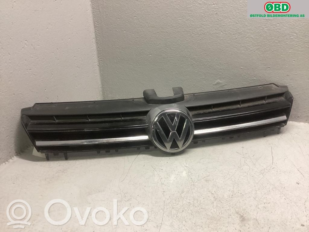 Volkswagen Golf VII Etusäleikkö 