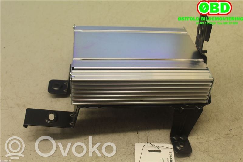 Opel Astra J Sound amplifier 