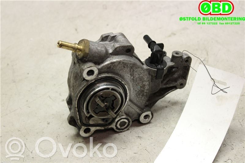 Peugeot 4007 Vacuum pump 