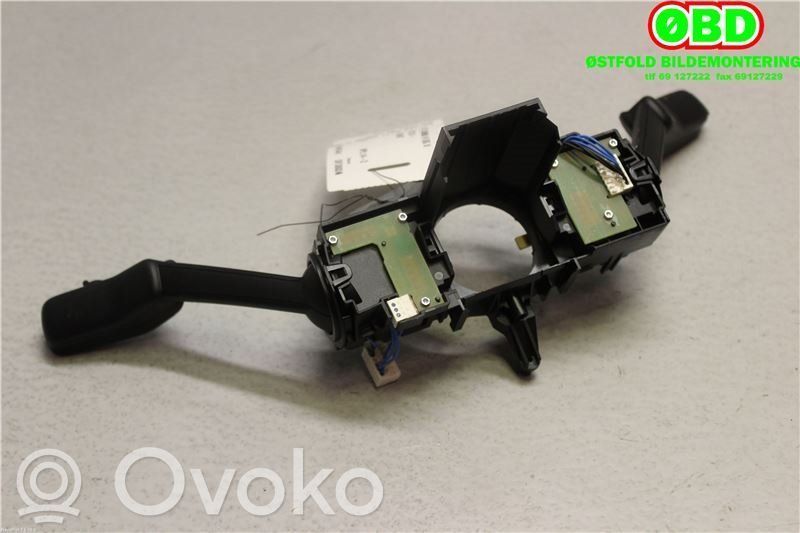 Comutator/buton multifuncțional   5Q0953507EC,5Q0953507EC,5Q0953507EC,5Q0953507EC