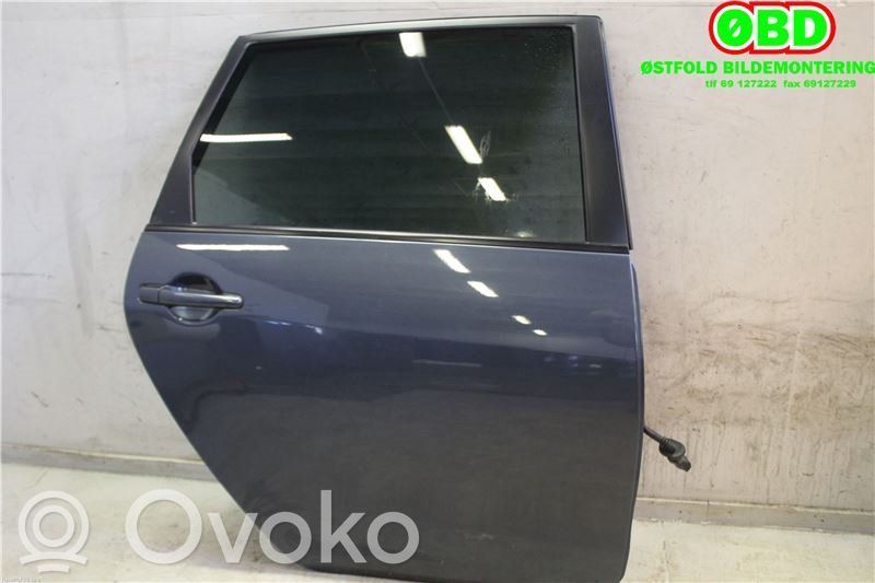 Mitsubishi Grandis Puerta trasera 
