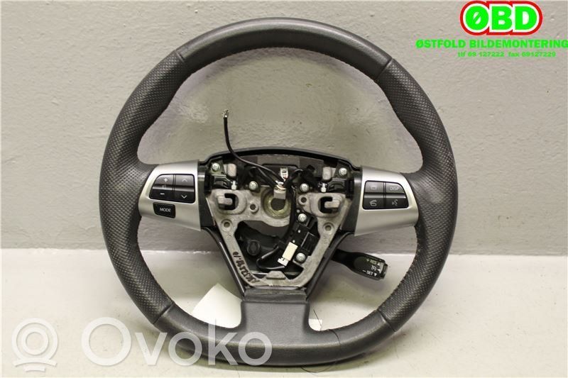 Toyota Auris 150 Ohjauspyörä 