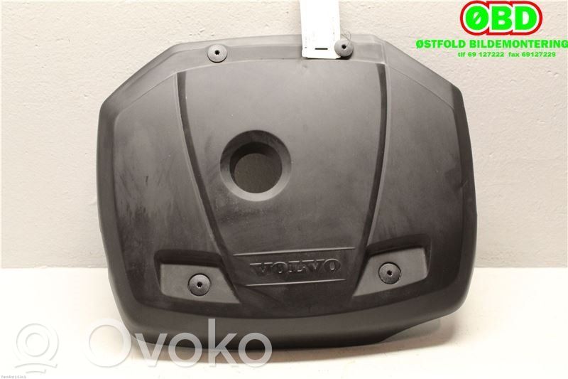 Volvo V40 Engine cover (trim) 