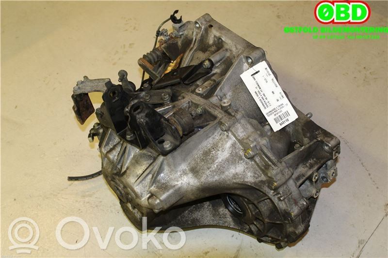 Toyota RAV 4 (XA30) Manualna 6-biegowa skrzynia biegów 