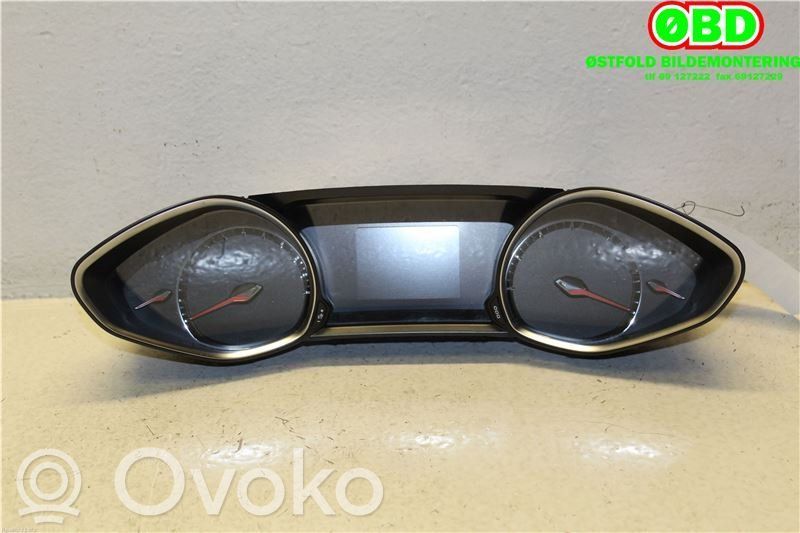 Peugeot 308 Geschwindigkeitsmesser Cockpit 