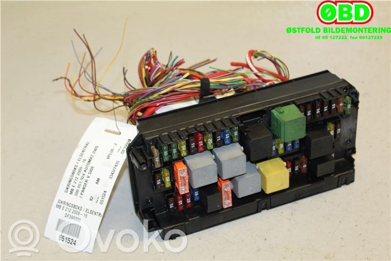 Mercedes-Benz E W212 Fuse box set 