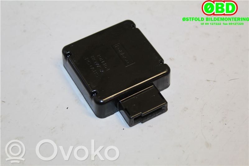 GPS-pystyantenni   1945263,DE8T19H463DC,DE8T19H463DC,1945263,DE8T19H463DC