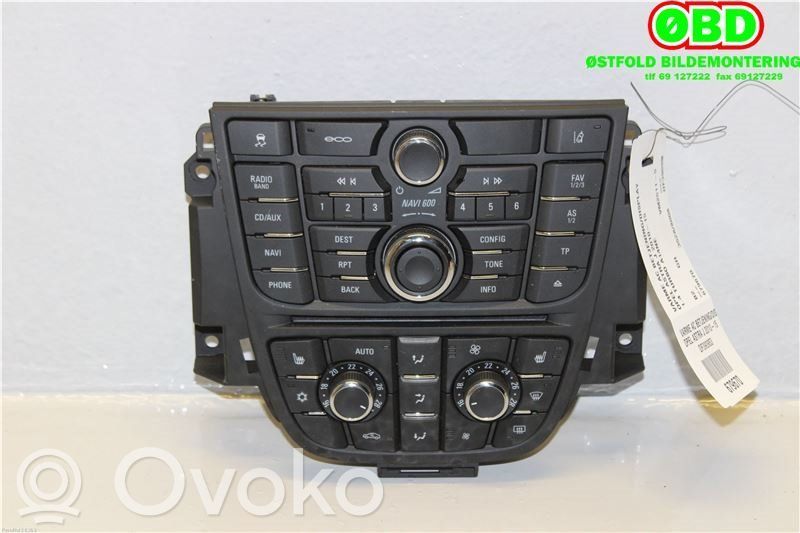 Opel Astra J Panel klimatyzacji / Ogrzewania 