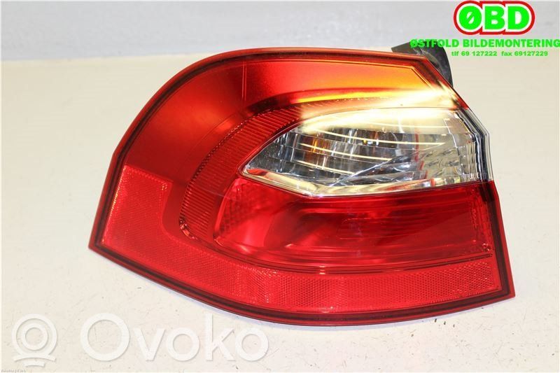 KIA Rio Luci posteriori