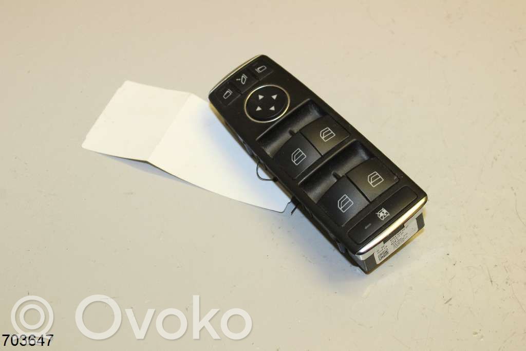 Przyciski szyb   A2049055402,2049055402,2049055402,2049055402,A2049053905,A2049055402