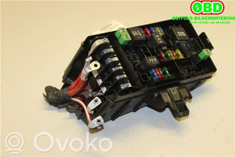 Volkswagen PASSAT B8 Fuse box set 