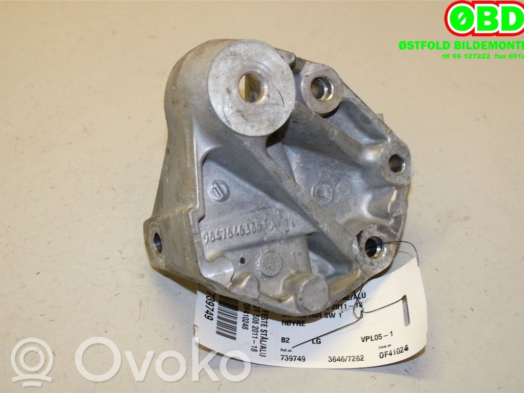 Peugeot 508 Engine mount bracket 