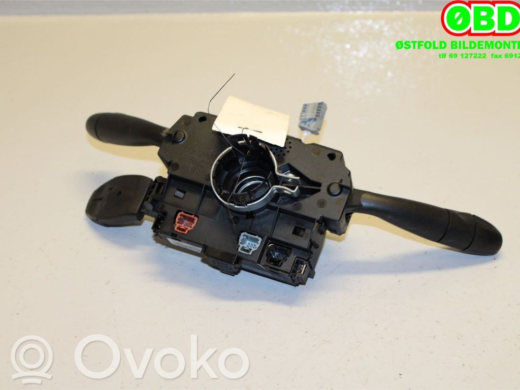 Peugeot 307 Interruptor de control multifunción 