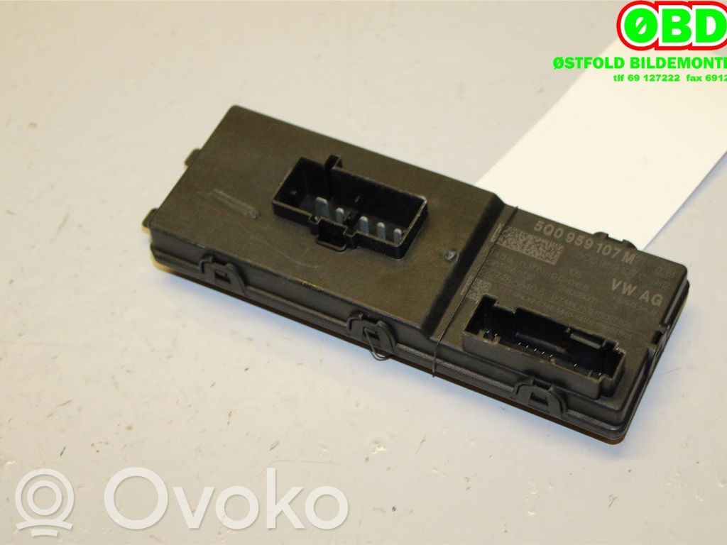 Volkswagen Tiguan Sterownik / Moduł elektrycznej klapy tylnej / bagażnika 