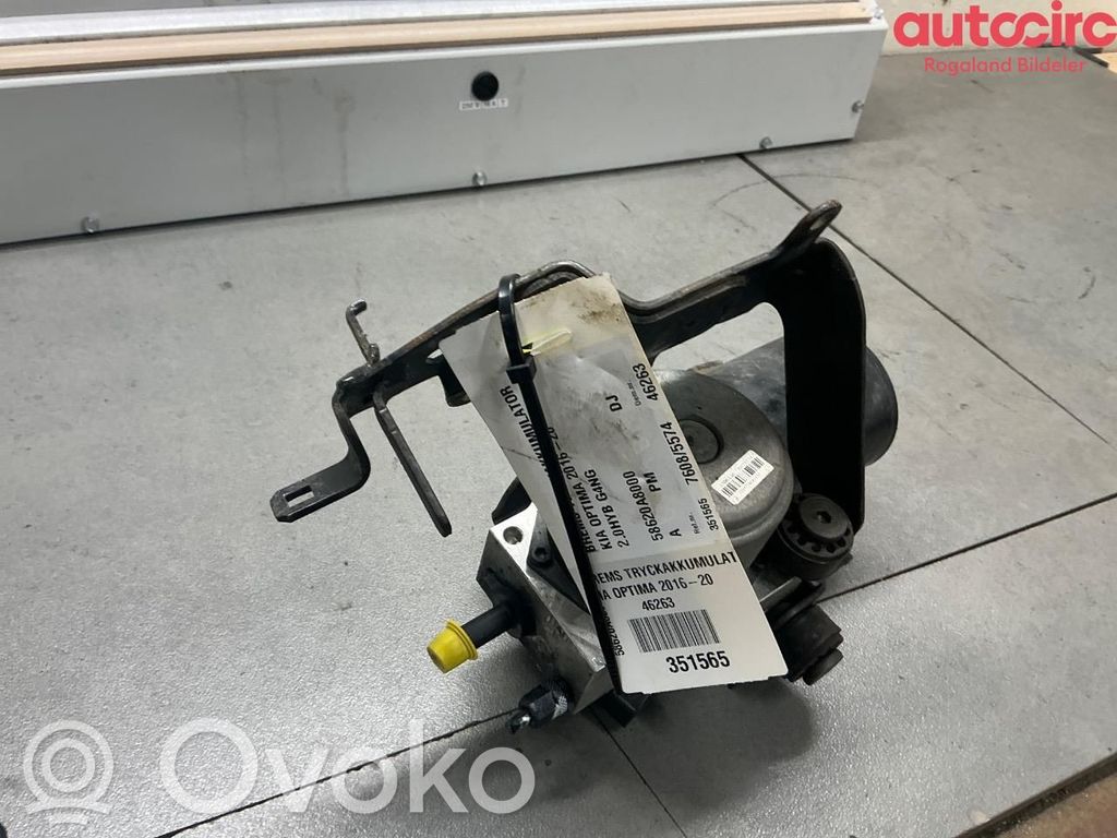 KIA Optima Regulator siły hamowania 