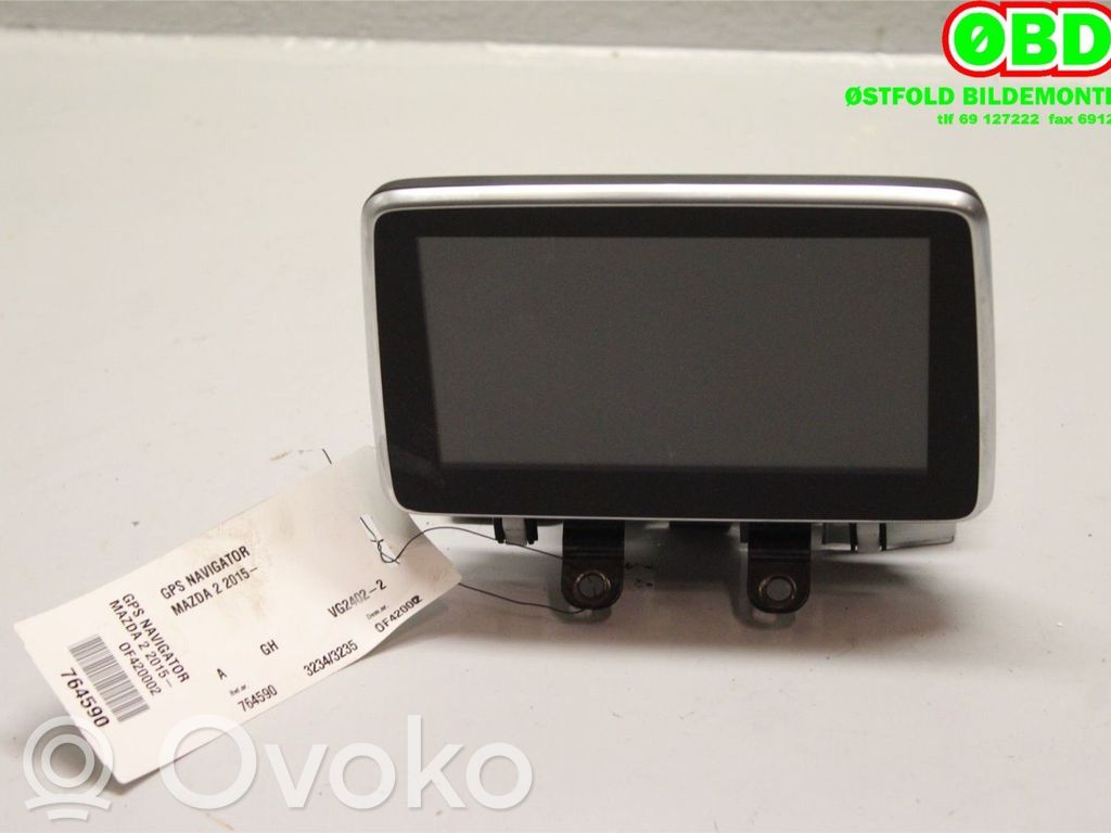 Mazda 2 Radio / CD/DVD atskaņotājs / navigācija 