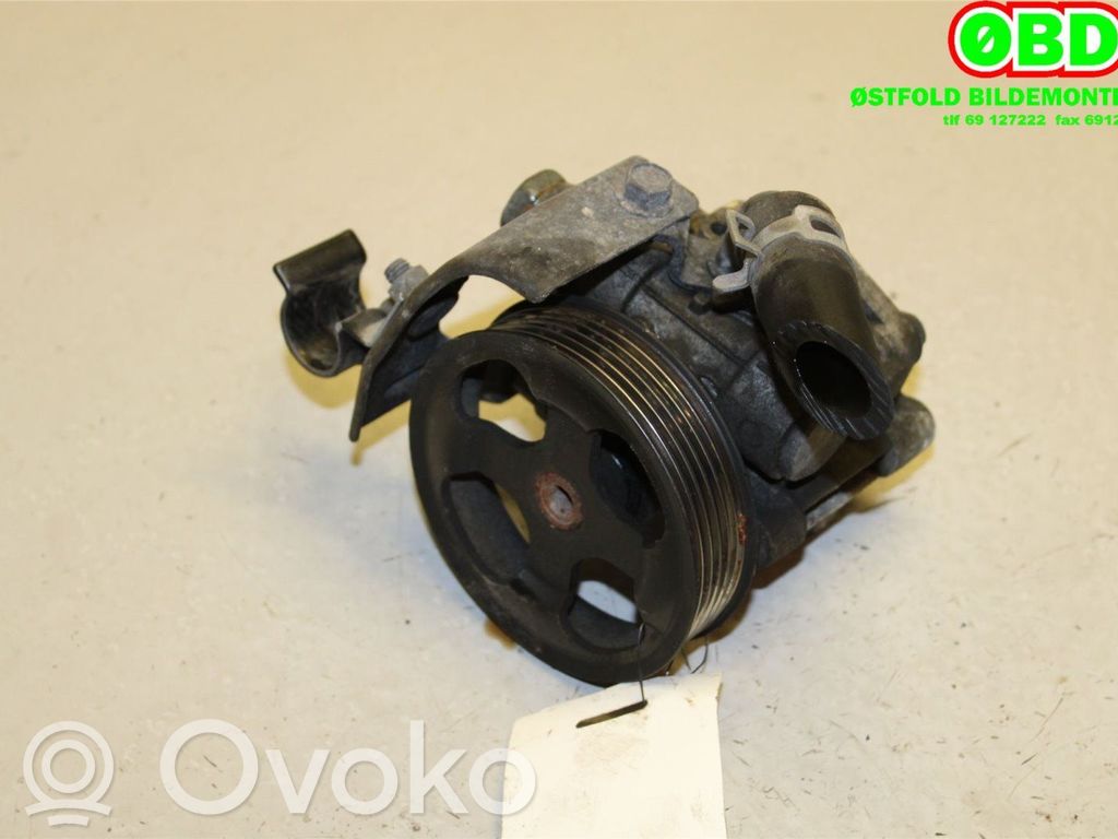 Mitsubishi Grandis Ohjaustehostimen pumppu 
