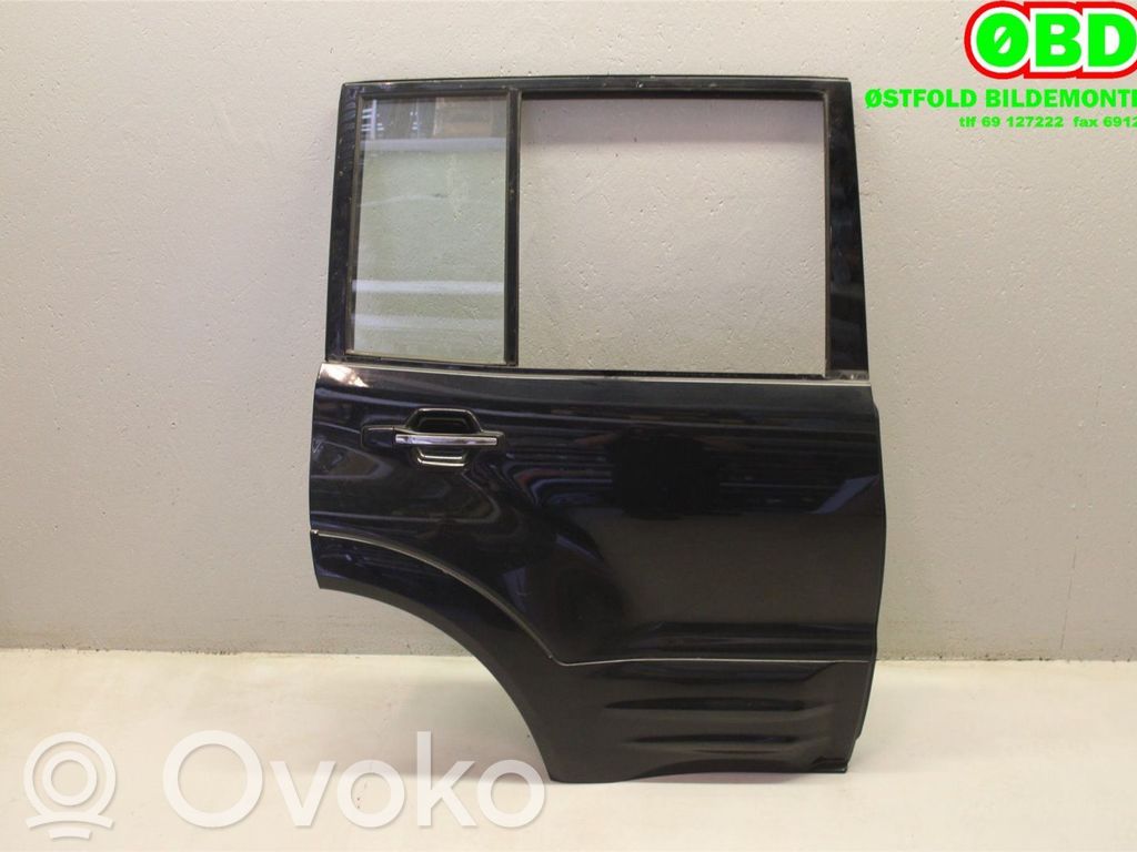 Mitsubishi Pajero Puerta trasera 