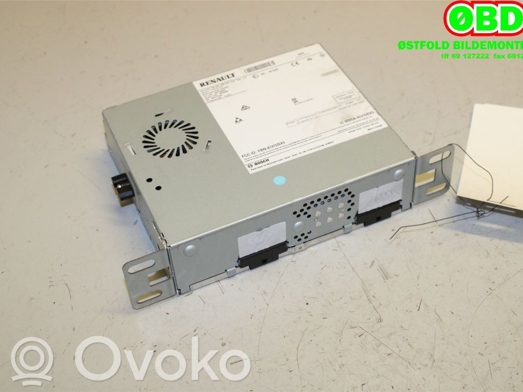 Renault Zoe Radio/CD/DVD/GPS head unit 