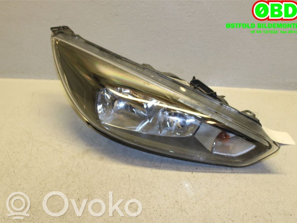 Ford Focus Headlight/headlamp 