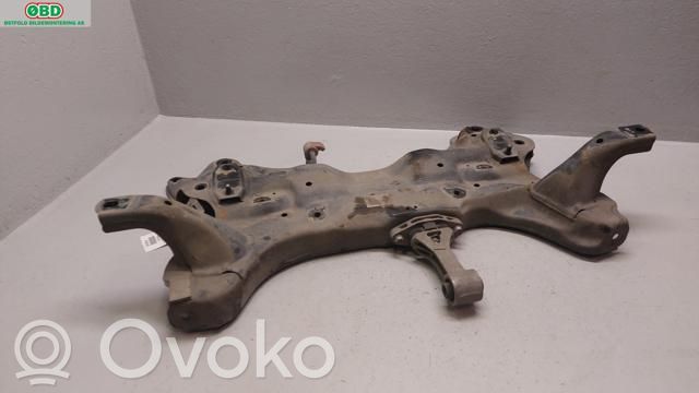 Hyundai i30 Front subframe 