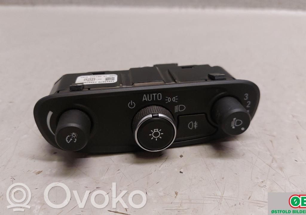 Opel Ampera- E Light switch 