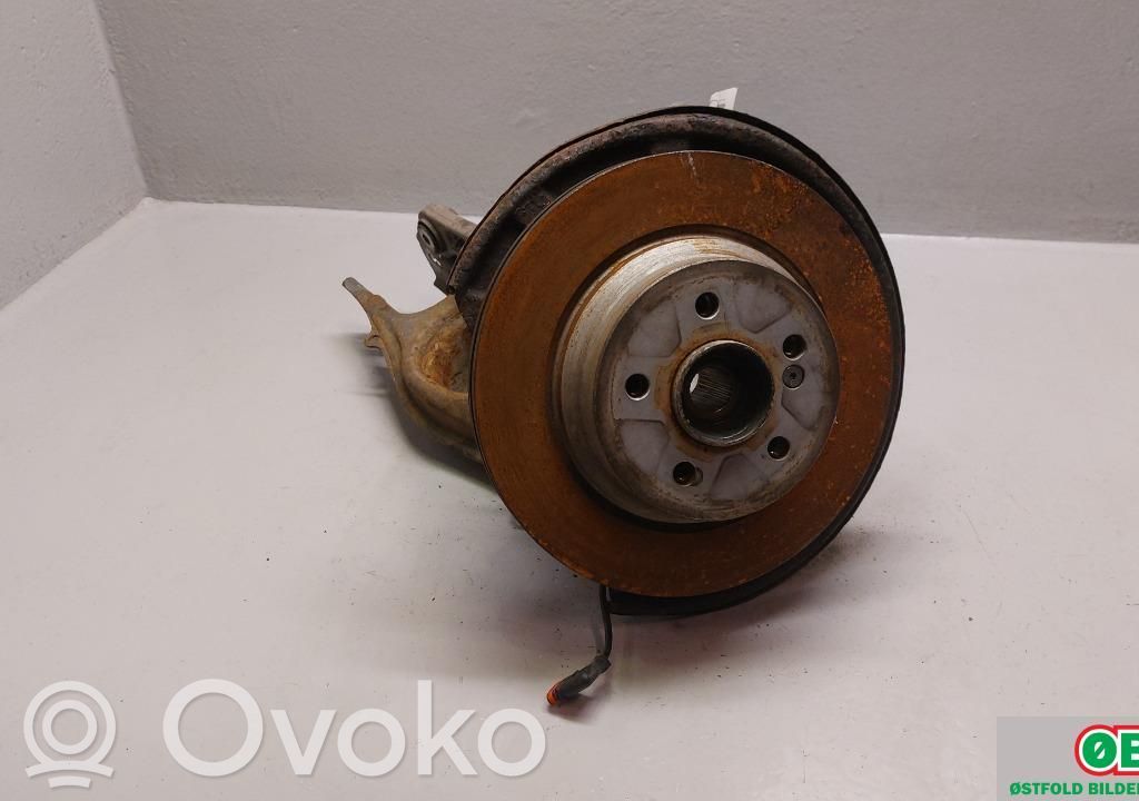 Mercedes-Benz CLS C218 X218 Fuso a snodo con mozzo ruota posteriore