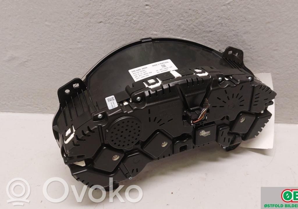 Ford Focus Geschwindigkeitsmesser Cockpit 