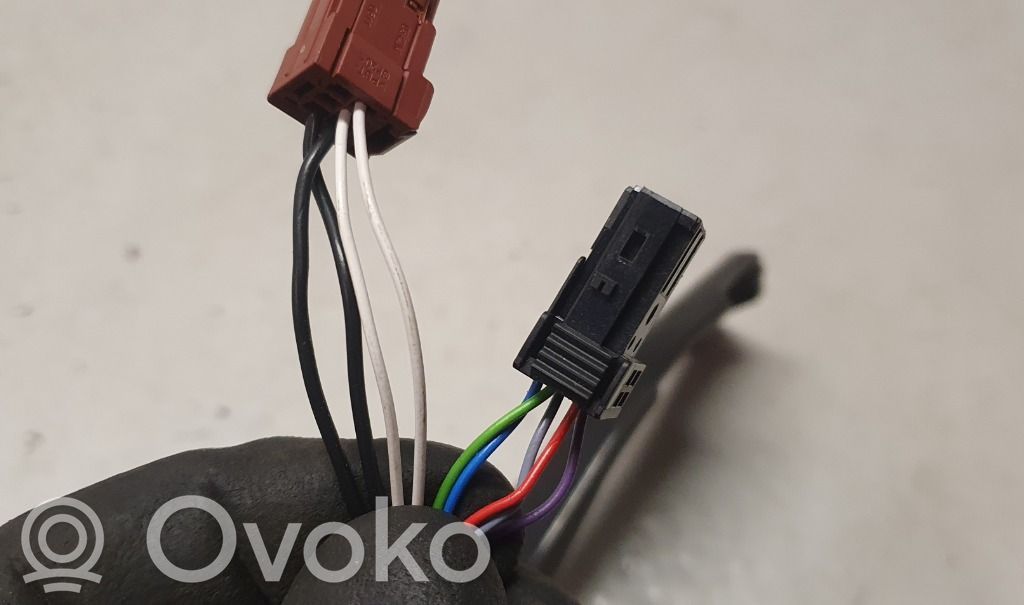 Peugeot 2008 I Elektryczne lusterko boczne drzwi przednich 