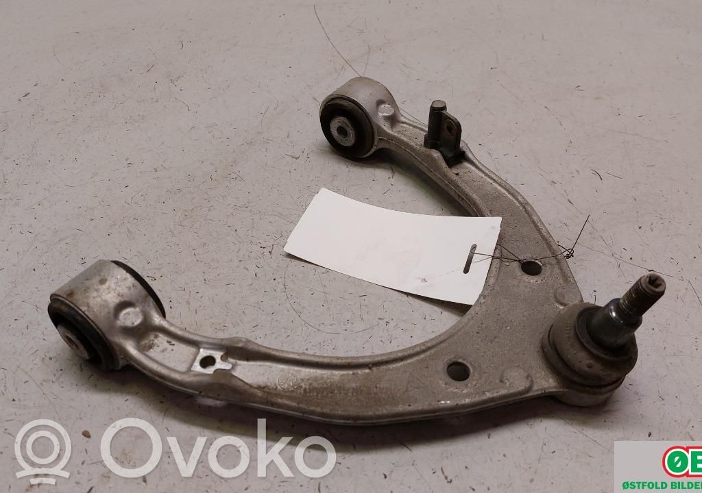 Volkswagen Touareg II Braccio di controllo sospensione anteriore 