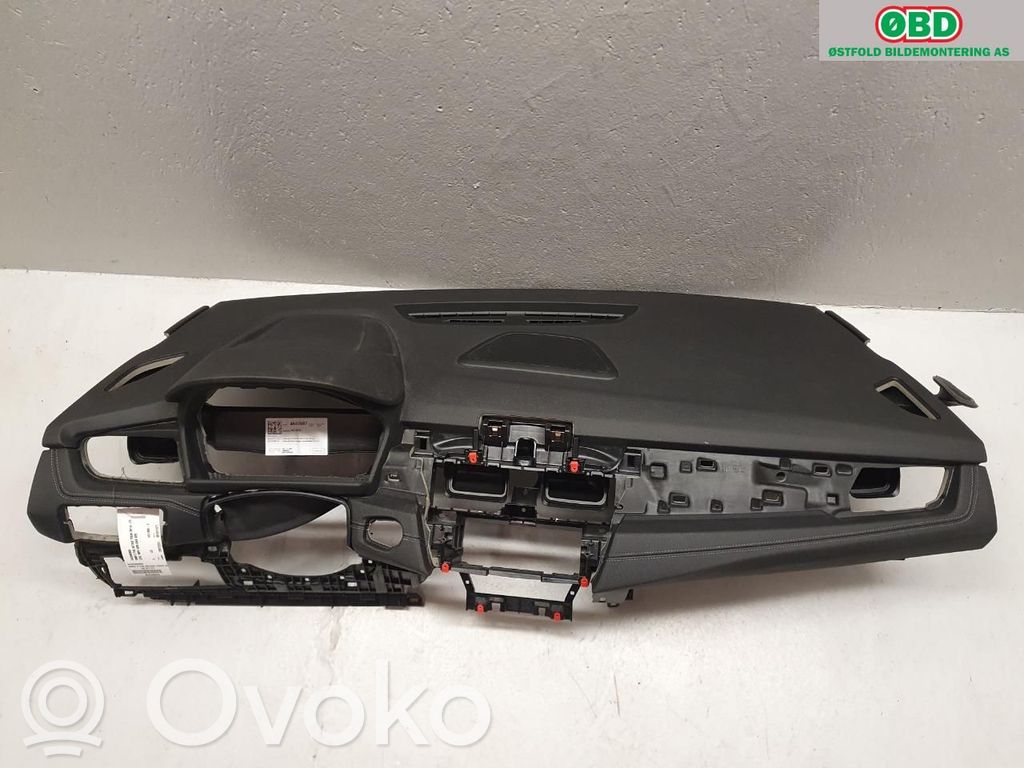 BMW 2 F22 F23 Tableau de bord 
