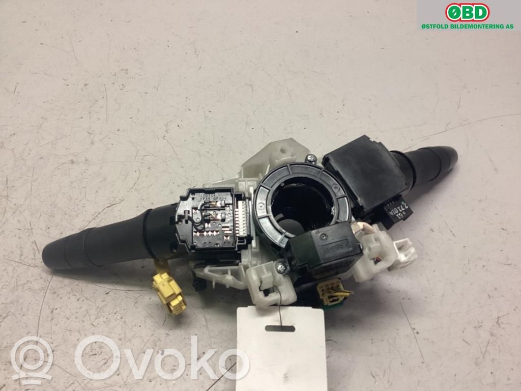 Mitsubishi Pajero Interruptor de control multifunción 