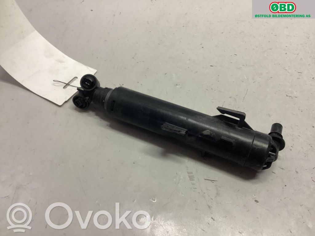 Audi A1 Ajovalonpesimen pesusuutin 