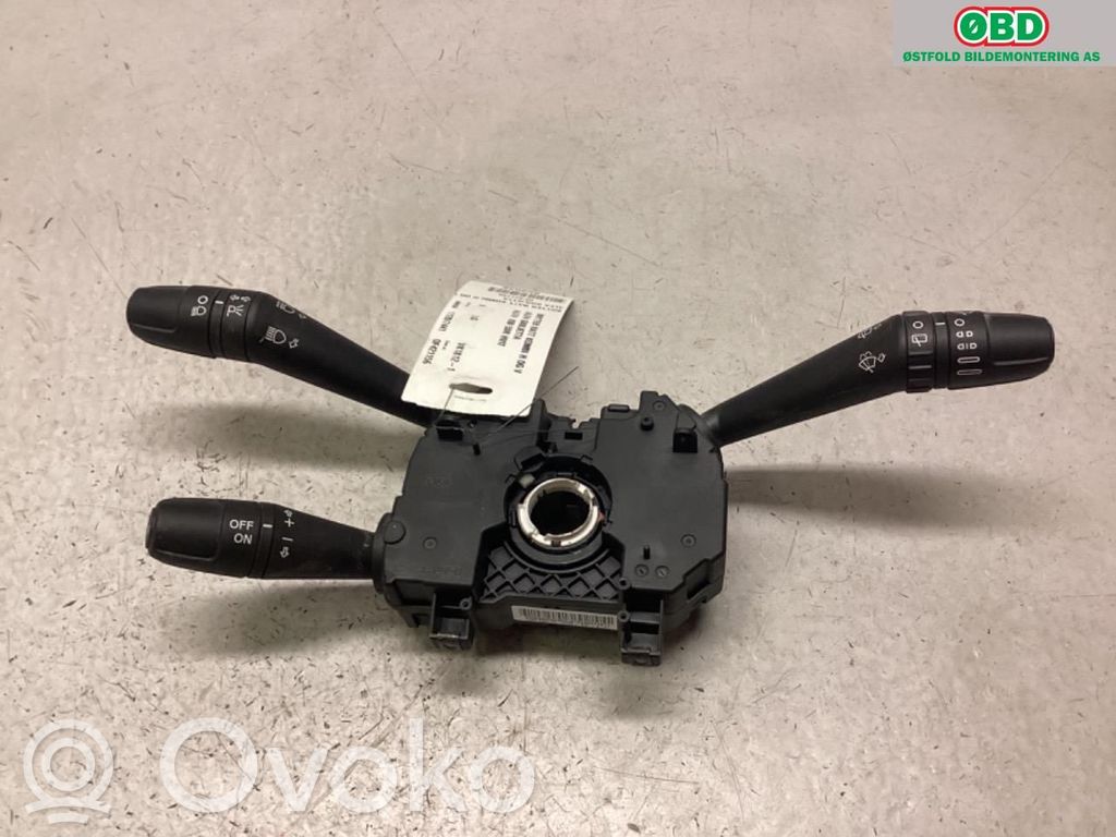 Alfa Romeo Giulietta Comutator/buton multifuncțional 