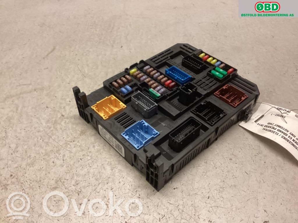 Citroen C4 II Picasso Drošinātāju kaste (komplekts) 