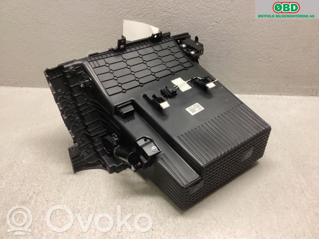 Guantera   84501CV100WK,84501CV100WK,84501CV100WK,84501CV100WK
