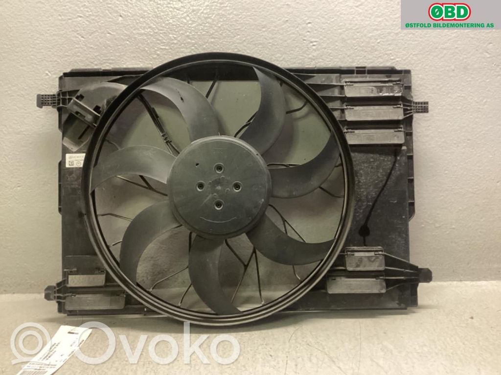 Mercedes-Benz CLA C118 X118 Suport ventilator radiator 