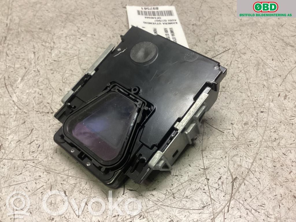 Audi Q7 4M Windshield/windscreen camera 
