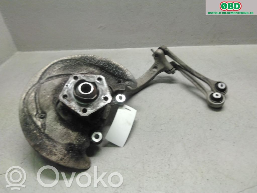 Achsschenkel vorne   8W0407253F,8W0407253F