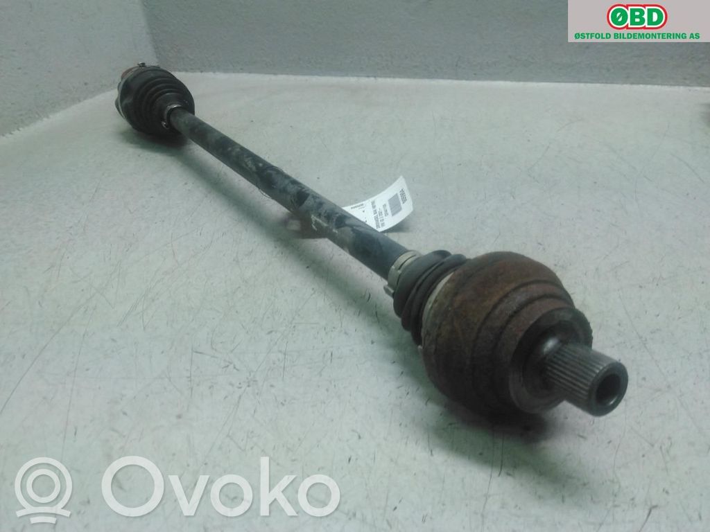 Takavetoakseli   1EA501204D,1EA501204D