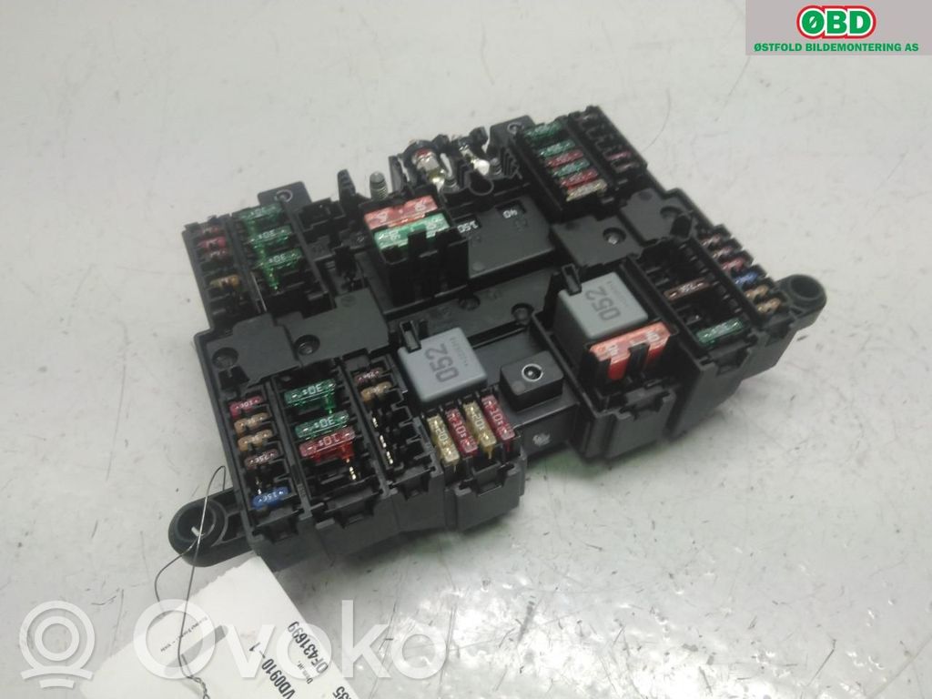 Mercedes-Benz EQB Set scatola dei fusibili 