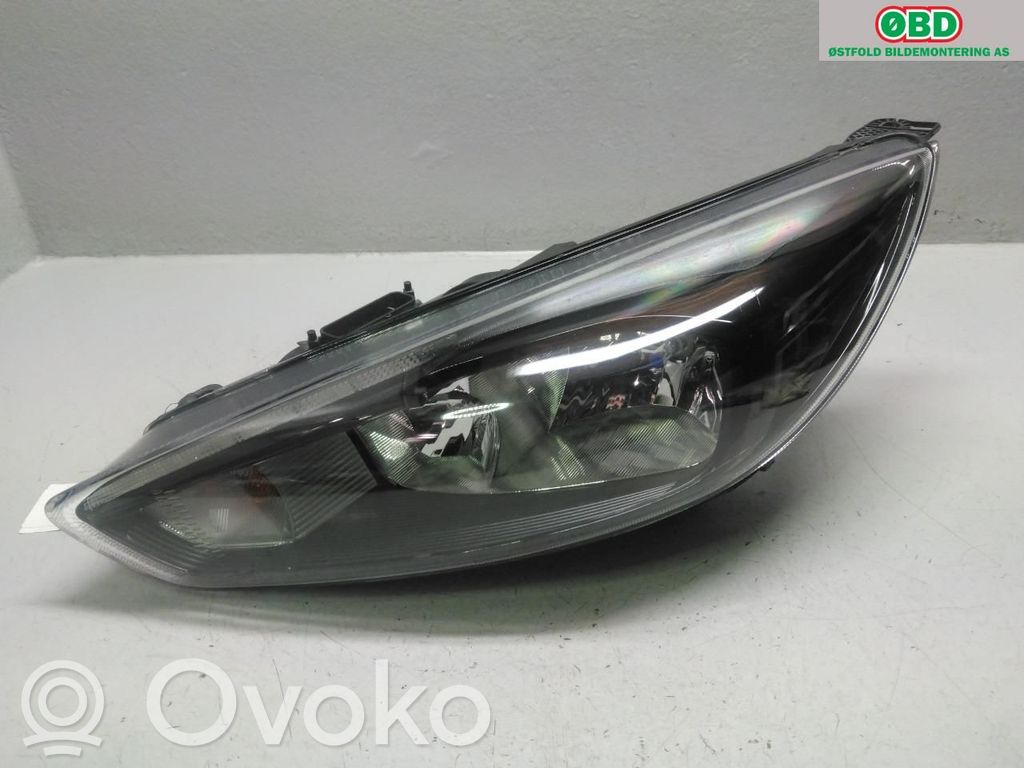 Ford Focus Headlight/headlamp 