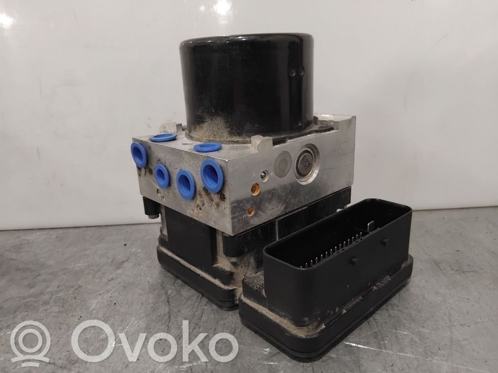 Volvo V40 ABS Pump 